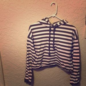 Cute green and white crop top hoodie